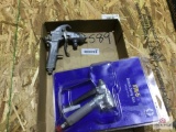 1 LOT OF AIRLESS SPRAY GUNS