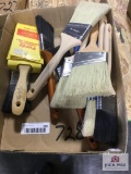 1 LOT OF PAINT BRUSHES