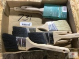1 LOT OF PAINT BRUSHES