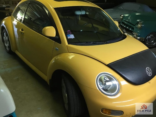 2000 Volkswagen Beetle turbo. 27K miles
