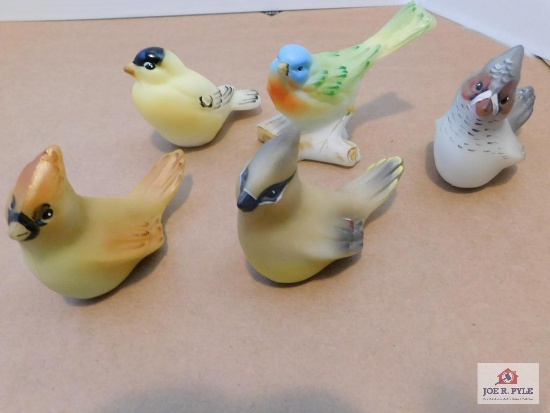 5 Hand painted Fenton Birds