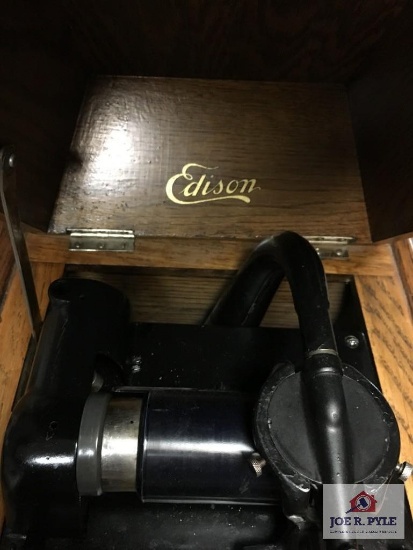 Edison Floor Model 4-Min Cylinder Player