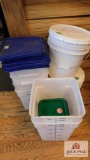 Storage bins and buckets