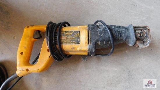 Dewalt Sawzall model DW303