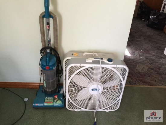 Lot: two 2 fans and Hoover Vacuum cleaner