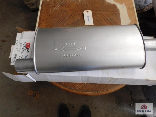 Universal muffler tube and baffle desk/ new in box 3762SL 4 1/4 x 8 3 /4