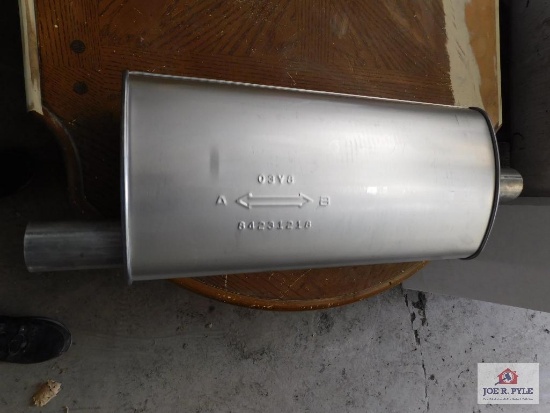 Universal muffler tube and baffle design/ new in box 3756SL 4 1/4 x 8 3/4