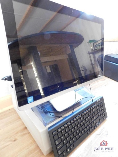 Monitor and keyboard - Acer HDMI