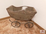 Wicker doll carriage