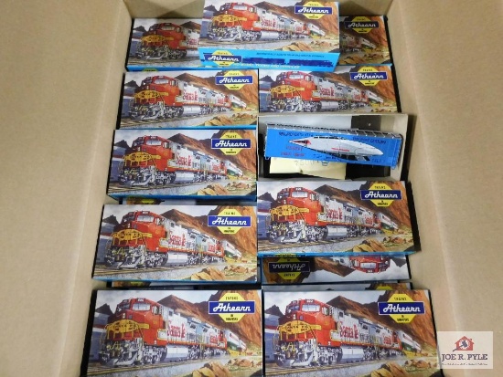 68 Athearn HO Train Kits