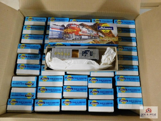 45 Athearn HO Train Kits