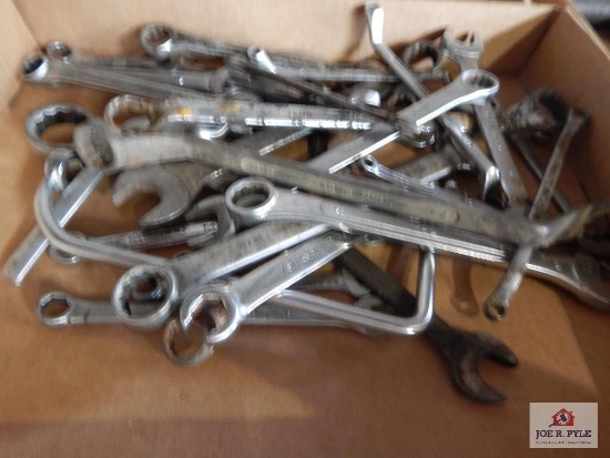 1 lot of miscellaneous wrenches