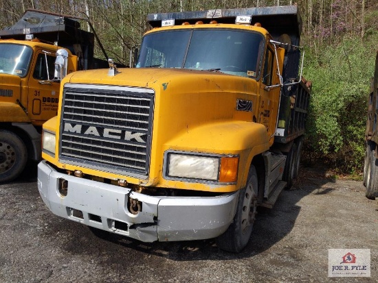 1996 Mack Tandem Dump Truck 1M1AA13Y7VWO69166, 22174 Hours, 696004 Miles