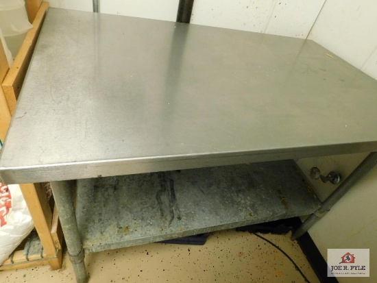 Stainless Steel Prep Table 4ftx3ftx30