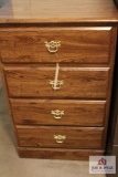 Four-drawer chest