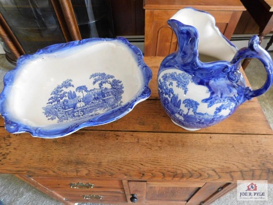 Flo blue pitcher & bowl romantic