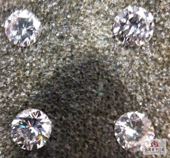 4 diamonds - 1.64 total carat weight