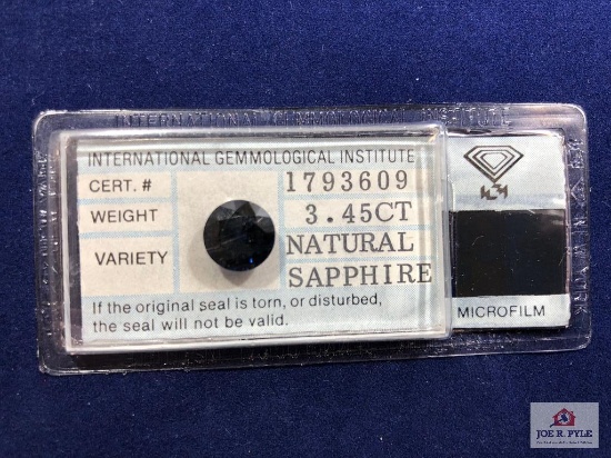 Round 3.45 Ct Natural Sapphire