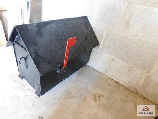 Large Black 1/4 Inch Steel Mail Box