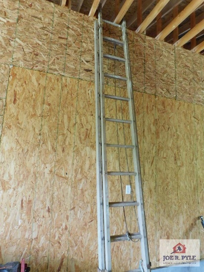 24 Inch Wooden Extension Ladder