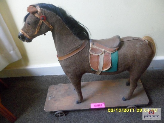 Primitive toy horse
