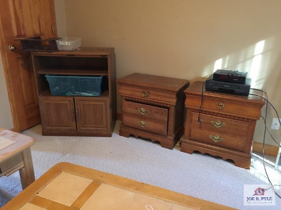 Lot 2 end stands, TV cabinet, and electronics