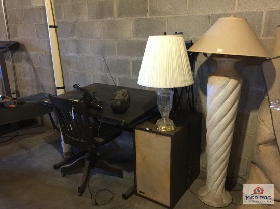 Lot: drafting desk, chair, lamp, rug, radio, etc.