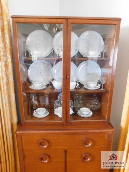 China cabinet - contents not included