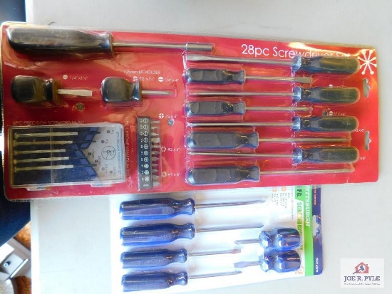 28 pc and 6 pc screwdriver set