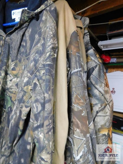 5 jackets: 2 browning, Winchester, Remington, Columbia (XL - XXL)