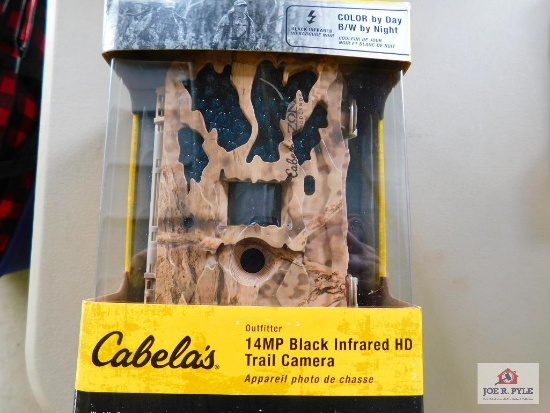 Cabela's 14 MP trail camera ANIB