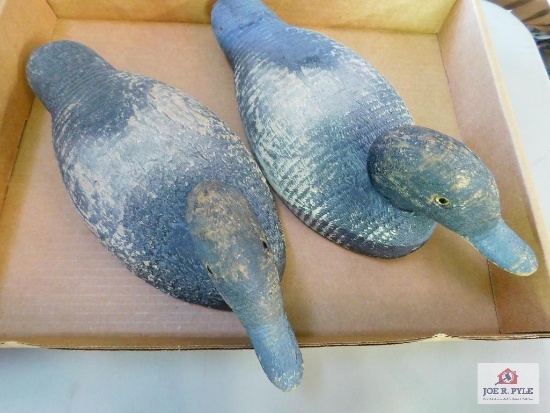 wooden carved duck decoys