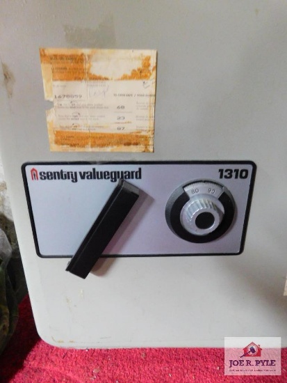 Sentry Valveguard 1310 safe