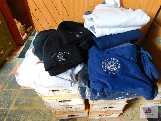 hooded sweatshirts, sweatshirts, toboggans