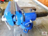 central forge bench vise