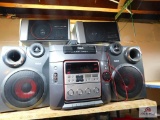 RCA 5 disc changer cd player and radio