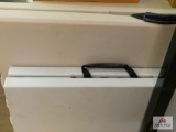 2 folding tables