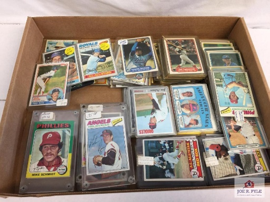 Lot 110 1980's + baseball cards