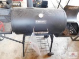 Charcoal grill/smoker