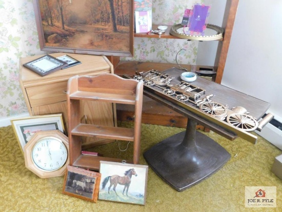 Shelves, pictures, clock, picture frames, decorative items