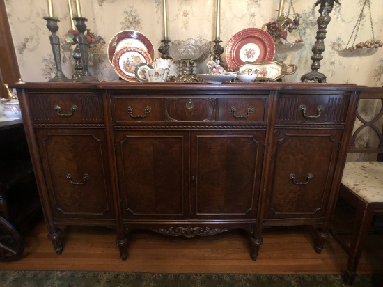 Antique & Modern Furniture, Décor, Glassware