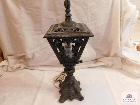 Fancy Cast Metal Electric Latern