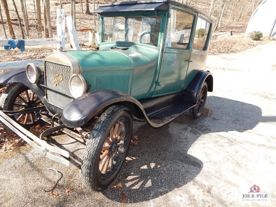 1927 Model T 2 door
