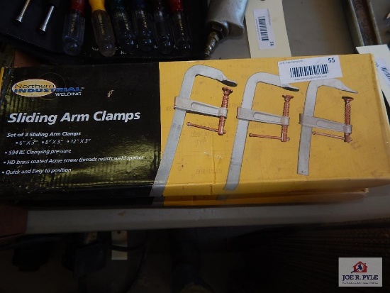 2 Boxes sliding arm clamps
