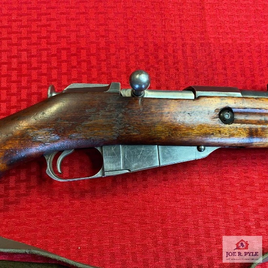 VKT Mosin Nagant 1944 7.62x54R | SN: 60484 | Comments: CRACKED AND REPAIRED STOCK, PARTIALLY