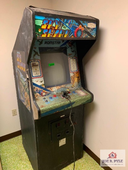 sky shark arcade game "no keys"