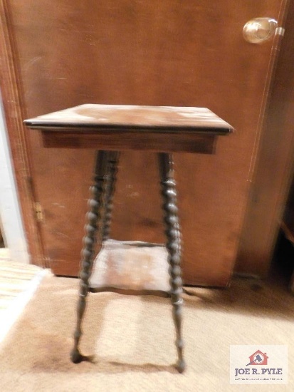 Turned leg table