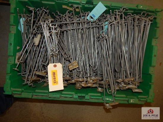 1 lot of peg board hooks