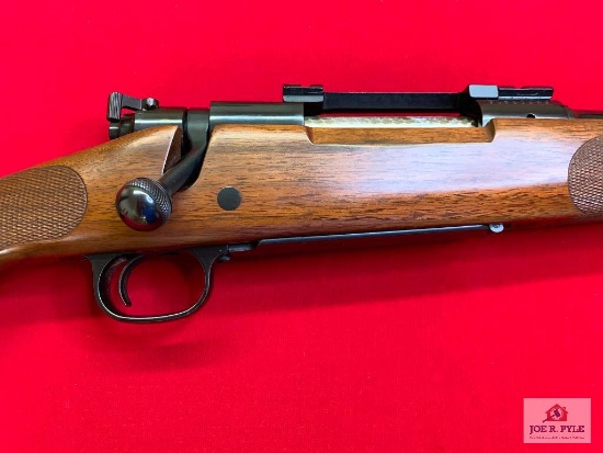 Winchester 70 XTR Featherweight .30-06 | SN: G158086