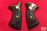 Smith and Wesson N Frame Grip Set